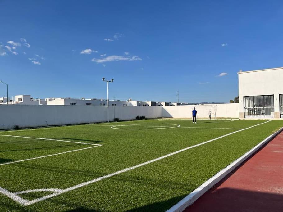 הוילה Laurel de Lagunillas Casa Fracc El Cielo Residencial Con Acceso A Casa Club מראה חיצוני תמונה